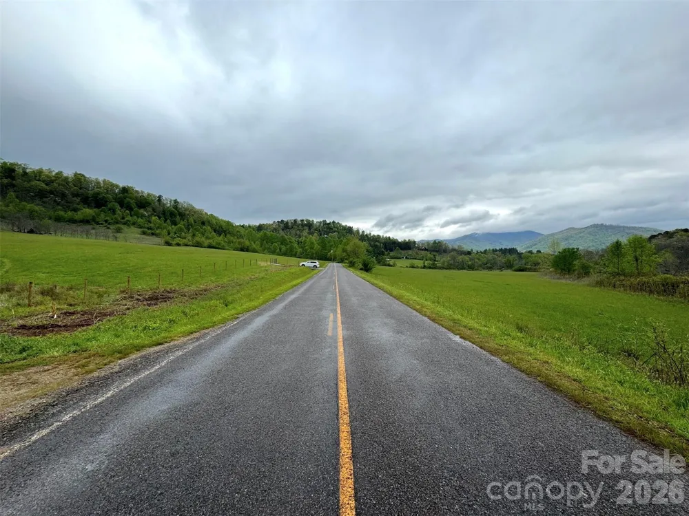 4136 Rose Creek Road Franklin, NC 28734