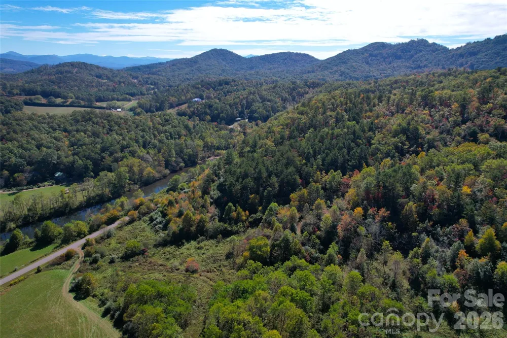 4136 Rose Creek Road Franklin, NC 28734