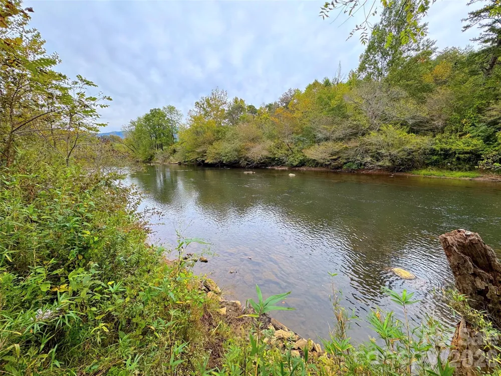 4136 Rose Creek Road Franklin, NC 28734