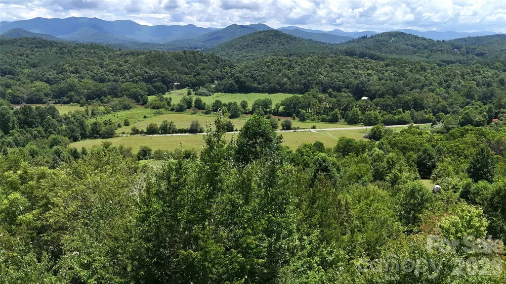 4136 Rose Creek Road Franklin, NC 28734