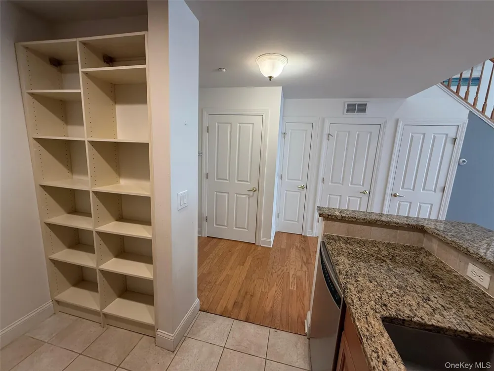 1405 Round Pointe Drive Haverstraw, NY 10927