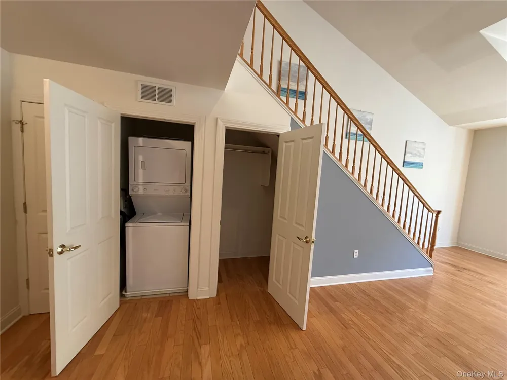1405 Round Pointe Drive Haverstraw, NY 10927