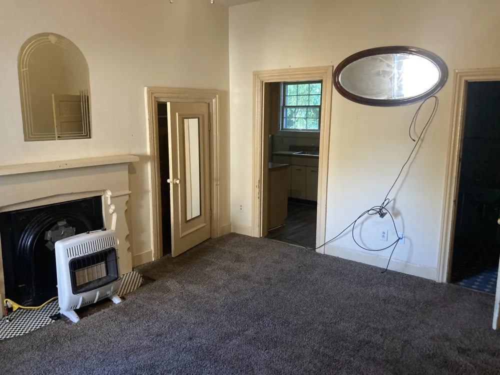 613 W 7th St Columbia, TN 38401