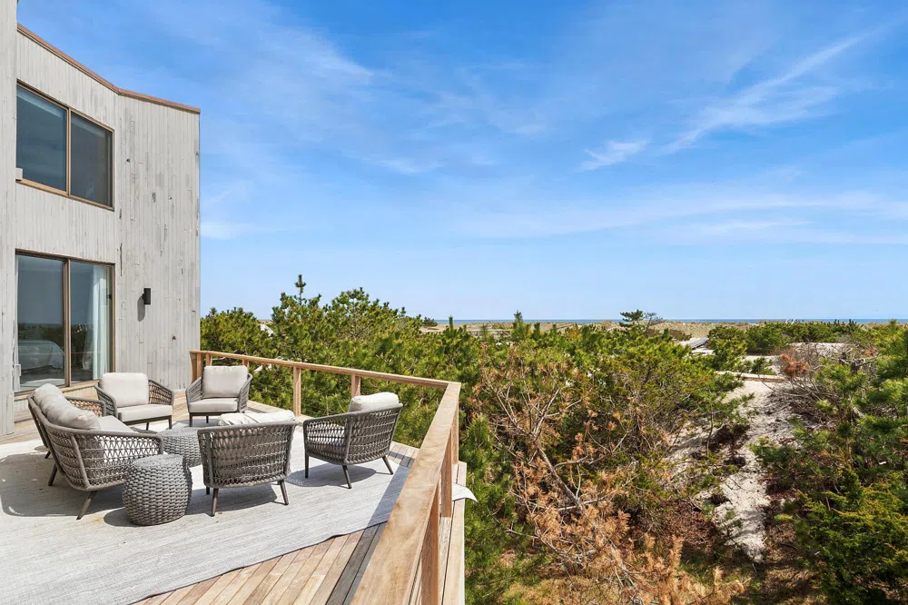 199 Dune Road Westhampton Beach, NY 11978