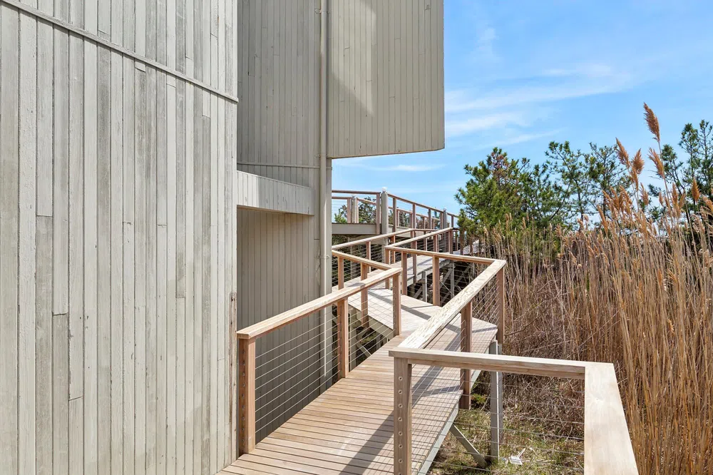 199 Dune Road Westhampton Beach, NY 11978