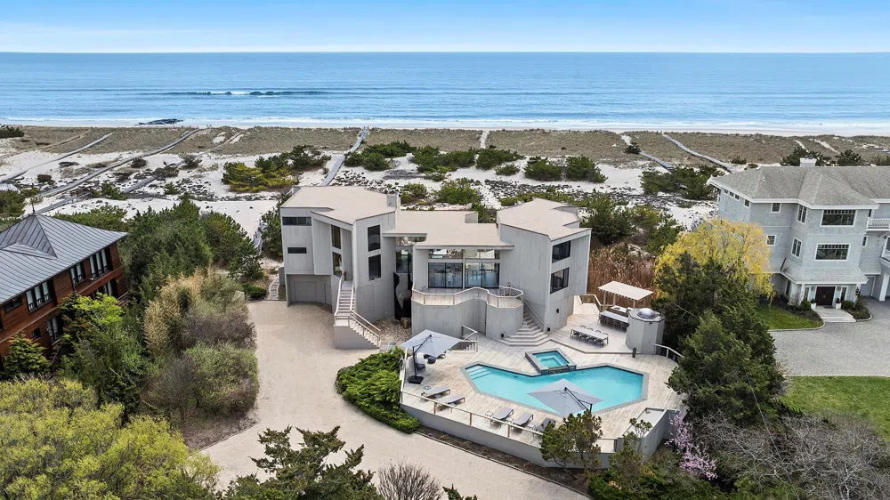 199 Dune Road Westhampton Beach, NY 11978