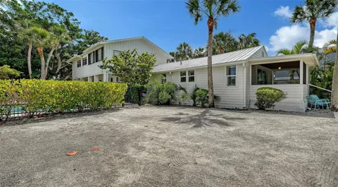 3708 SANDSPUR LANE