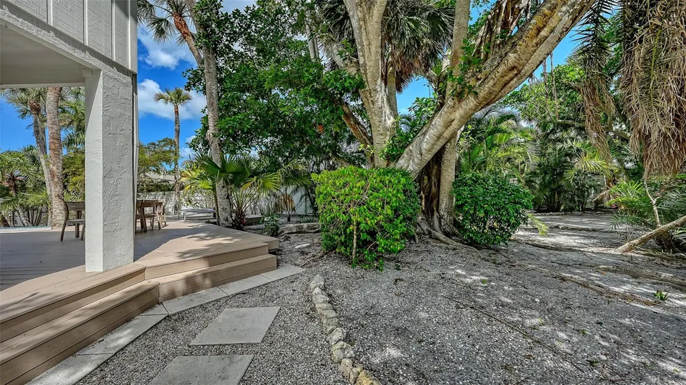 3708 SANDSPUR LANE Nokomis, FL 34275