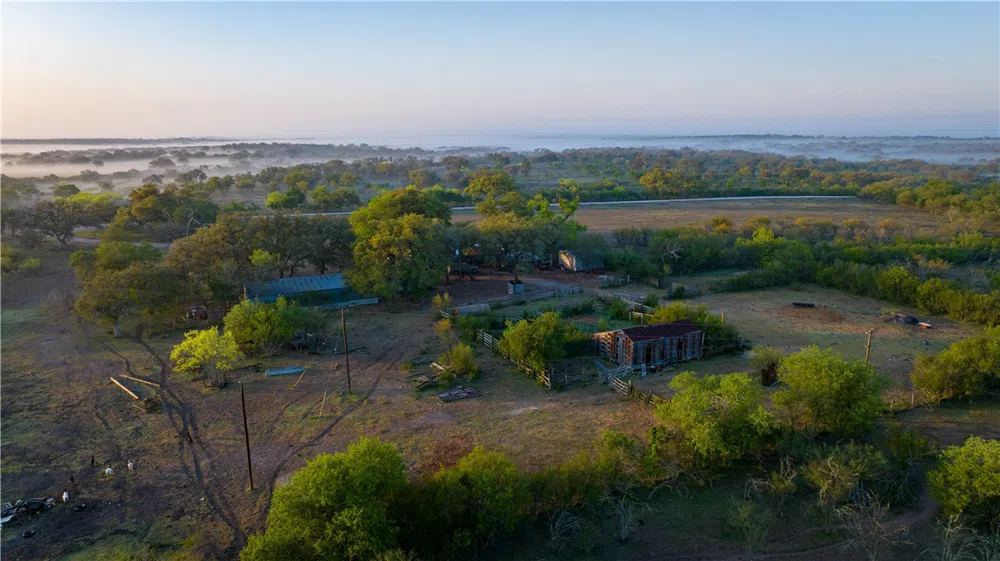 8440 State Highway 239 W Goliad, TX 77963