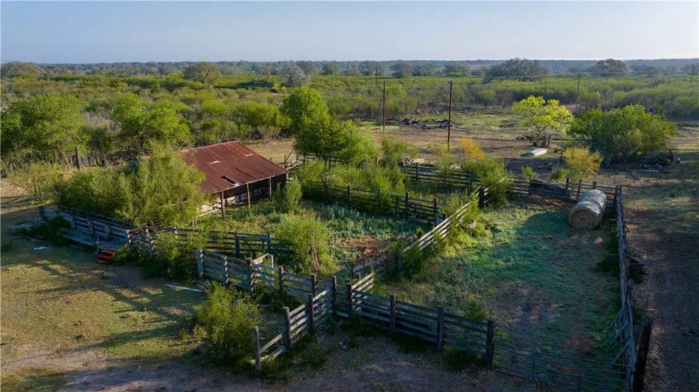 8440 State Highway 239 W Goliad, TX 77963