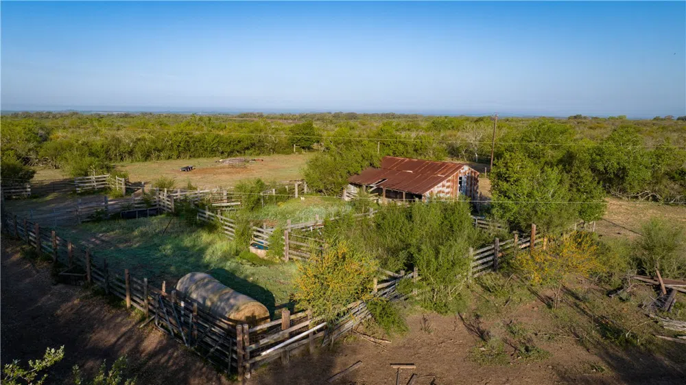 8440 State Highway 239 W Goliad, TX 77963