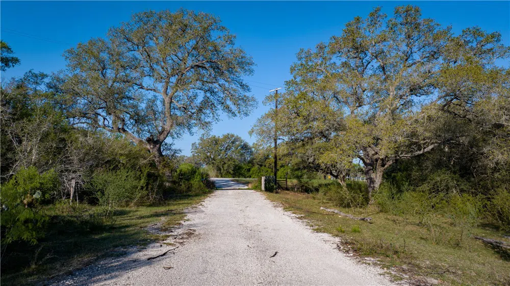 8440 State Highway 239 W Goliad, TX 77963