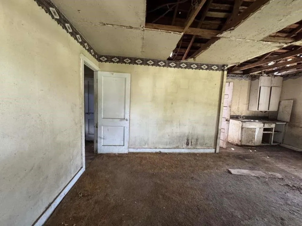 411 10th Street Lamesa, TX 79331
