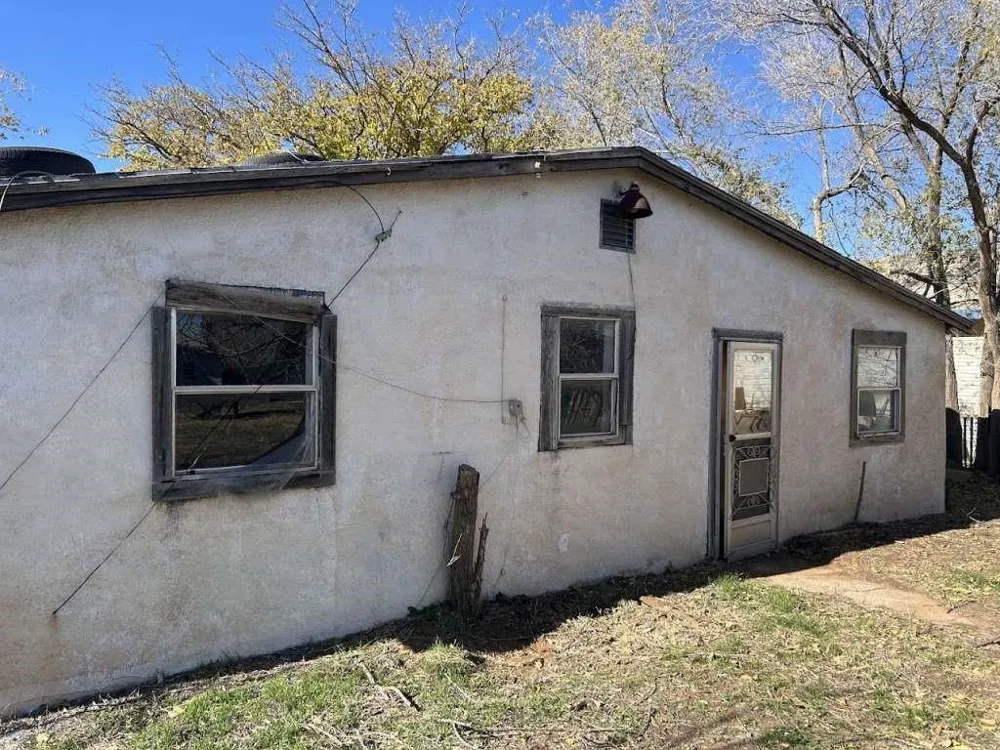 1309 S Canyon Avenue Lamesa, TX 79331