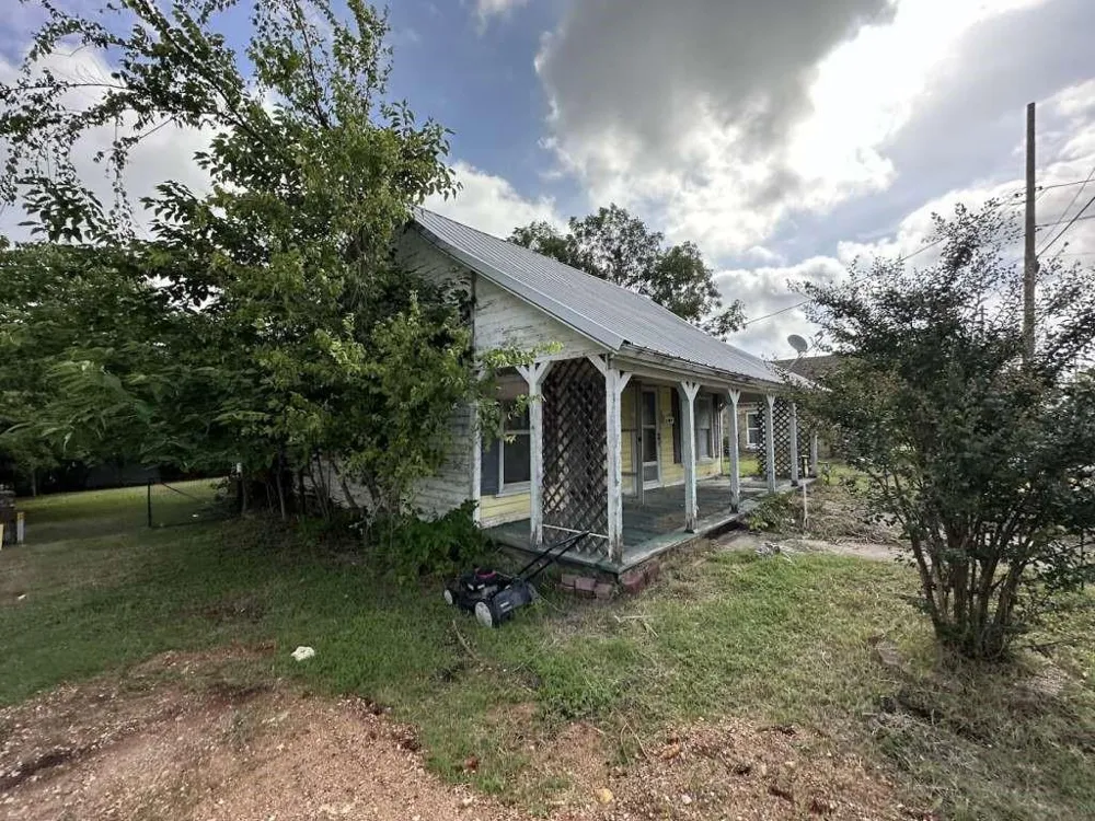 509 Saunders Street Gatesville, TX 76528