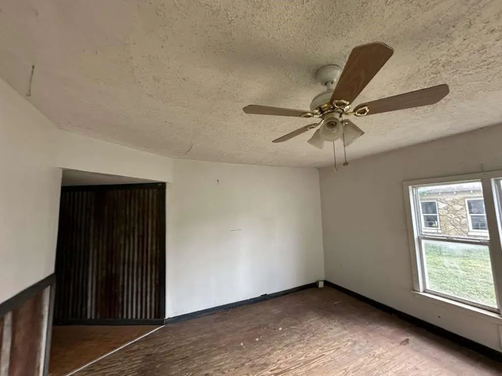509 Saunders Street Gatesville, TX 76528