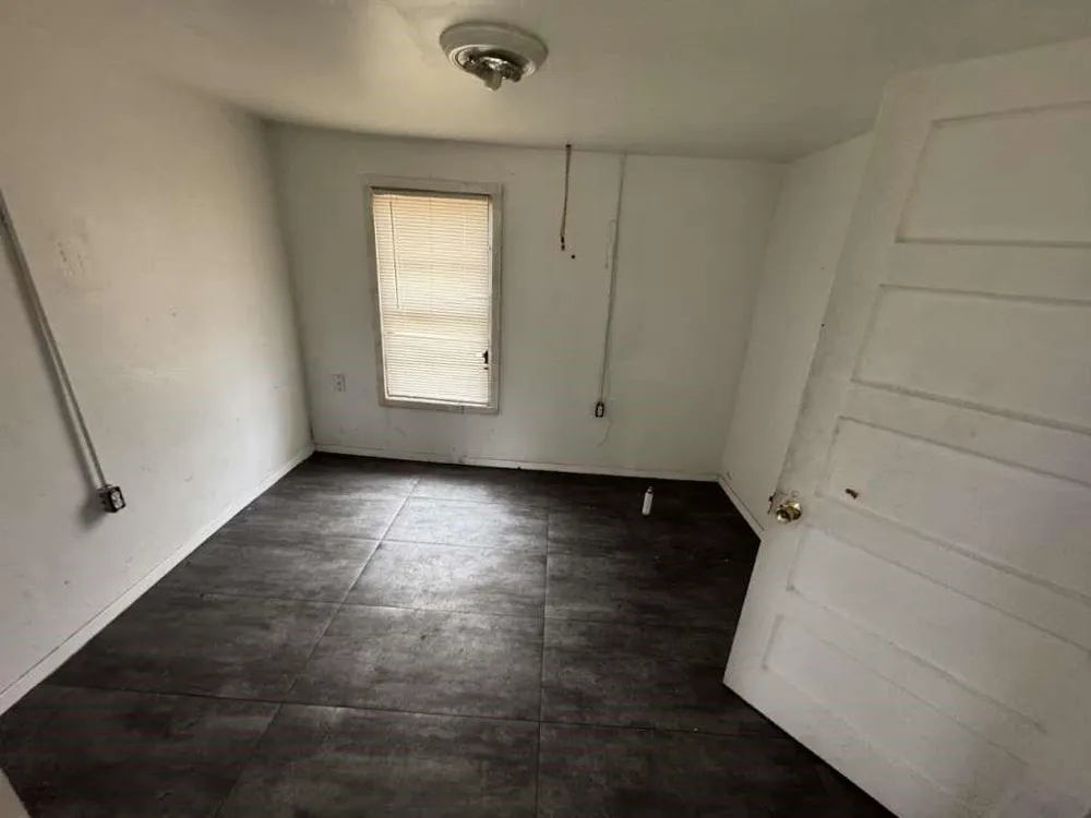 3355 Brantley Street Dallas, TX 75212