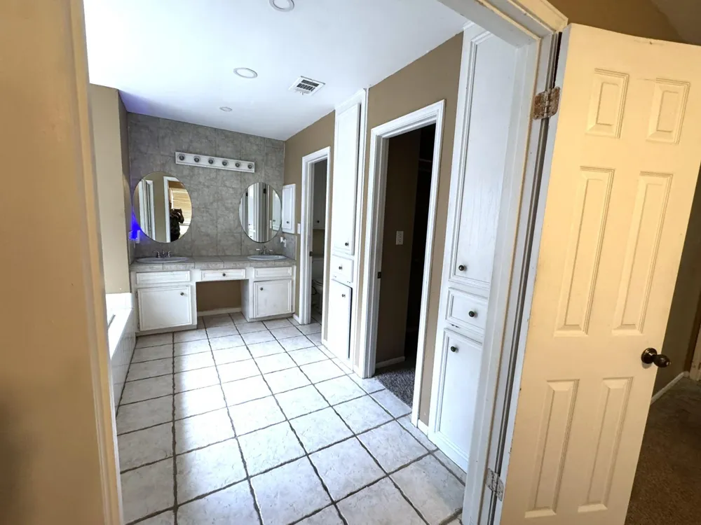111 Trentwood Circle Victoria, TX 77901