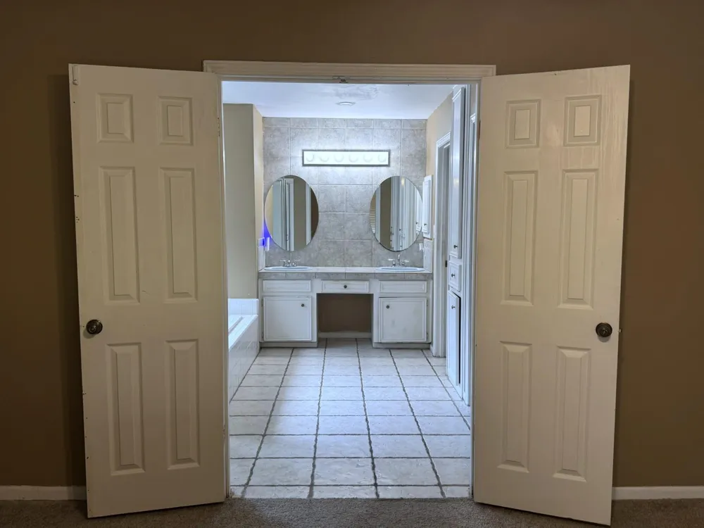 111 Trentwood Circle Victoria, TX 77901