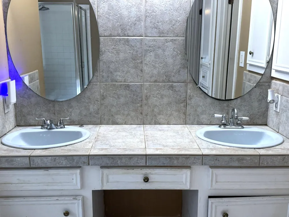 111 Trentwood Circle Victoria, TX 77901