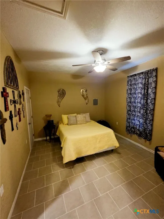1060 Vivroux Ranch Road Seguin, TX 78155