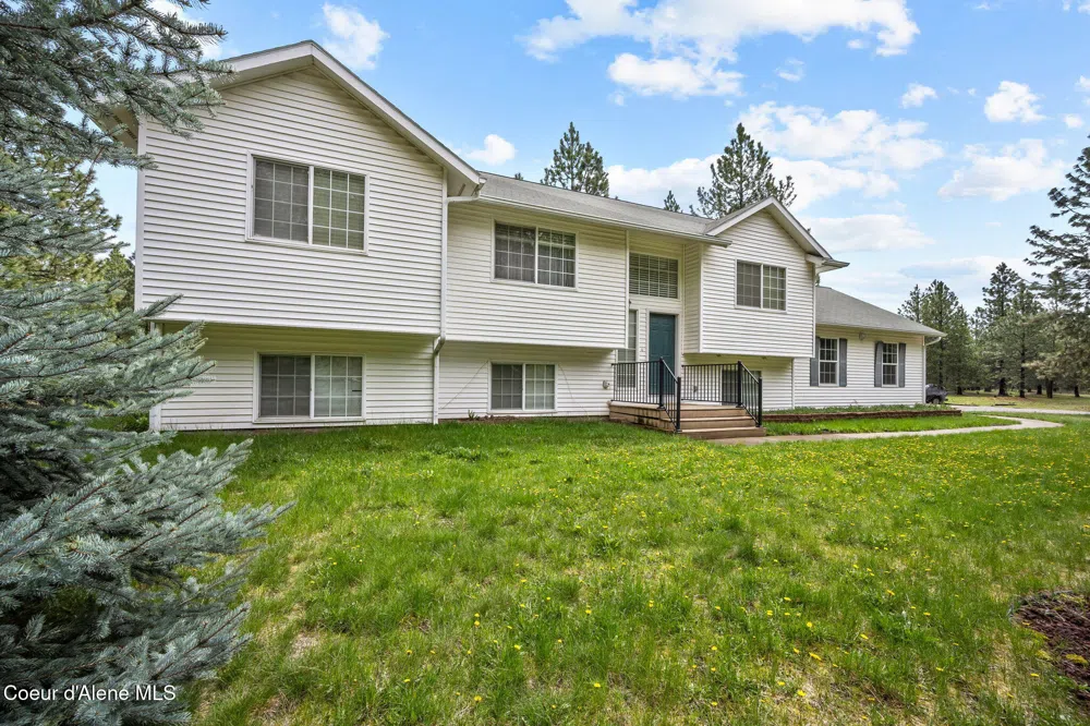 30296 Wheatridge Road Athol, ID 83801