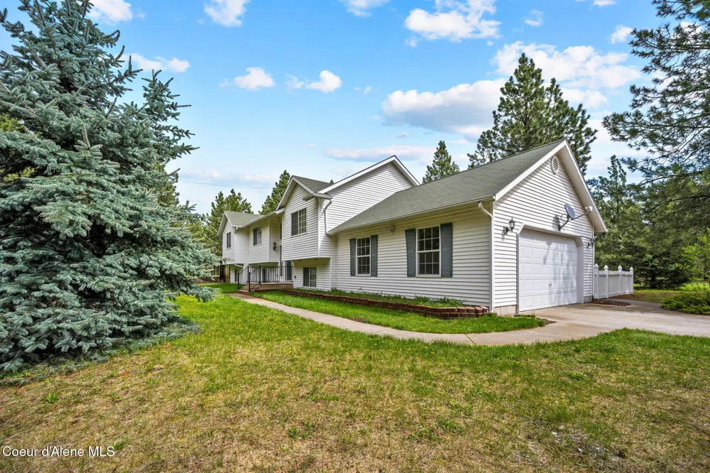 30296 Wheatridge Road Athol, ID 83801