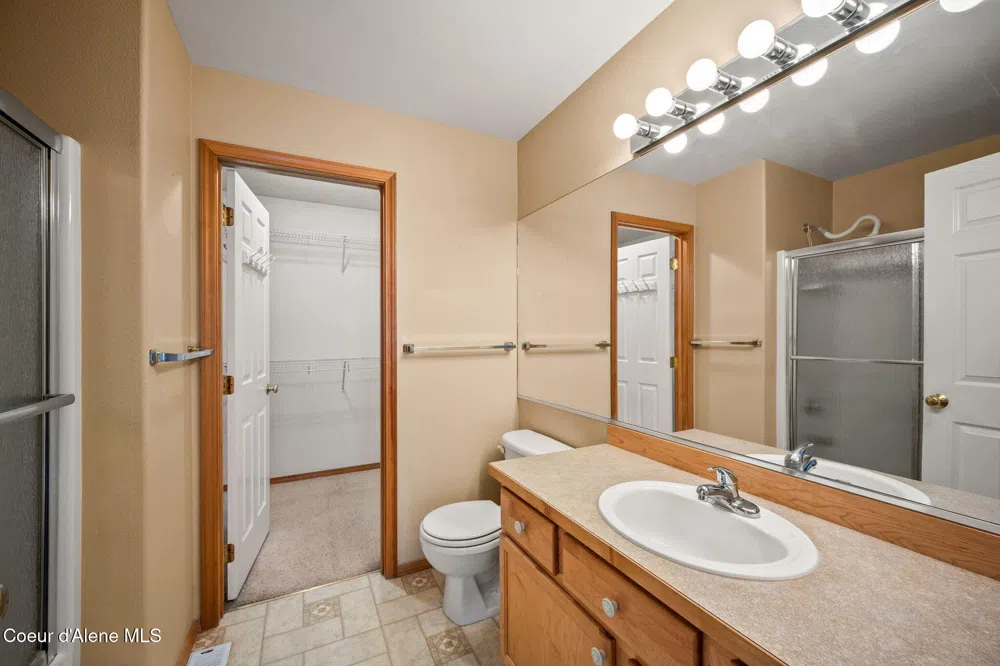 30296 Wheatridge Road Athol, ID 83801