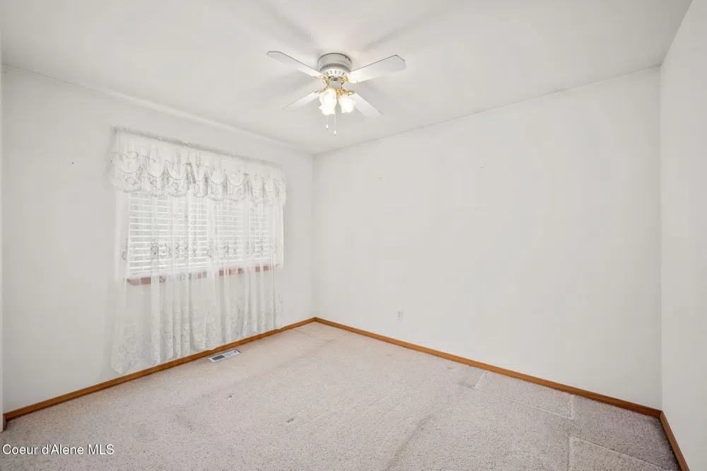 30296 Wheatridge Road Athol, ID 83801