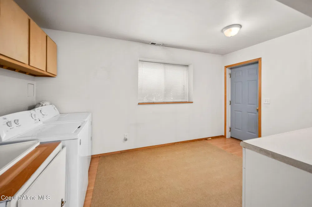 30296 Wheatridge Road Athol, ID 83801