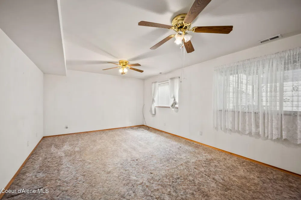 30296 Wheatridge Road Athol, ID 83801