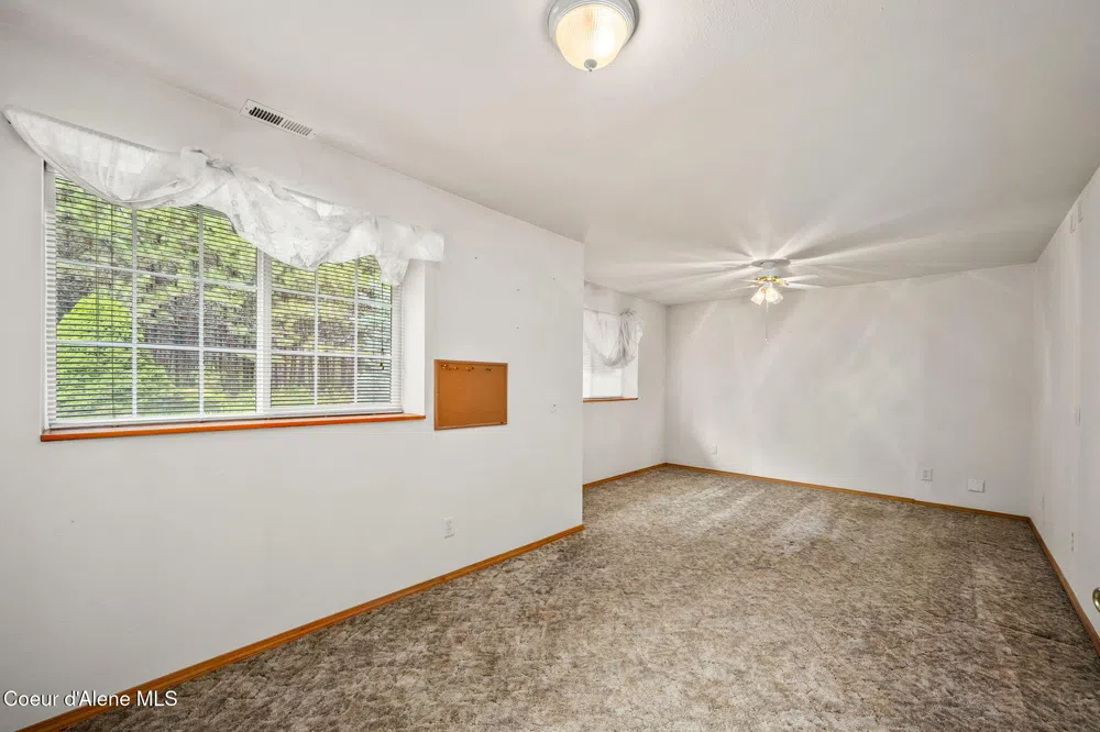 30296 Wheatridge Road Athol, ID 83801