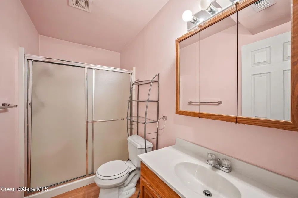 30296 Wheatridge Road Athol, ID 83801