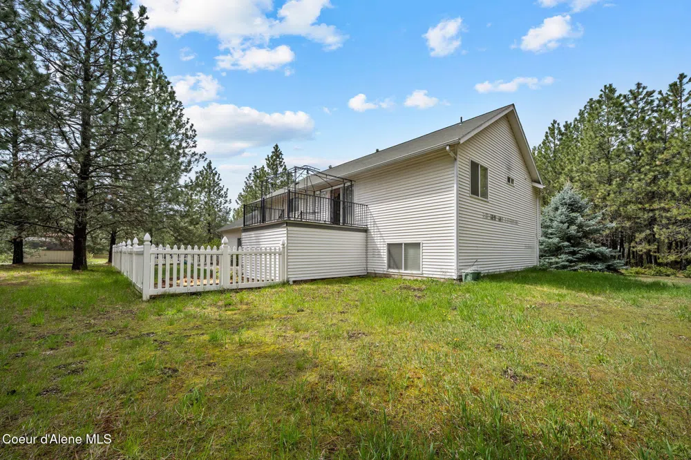 30296 Wheatridge Road Athol, ID 83801