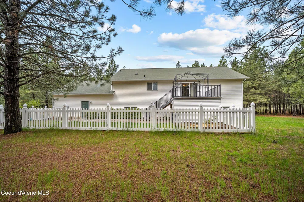 30296 Wheatridge Road Athol, ID 83801