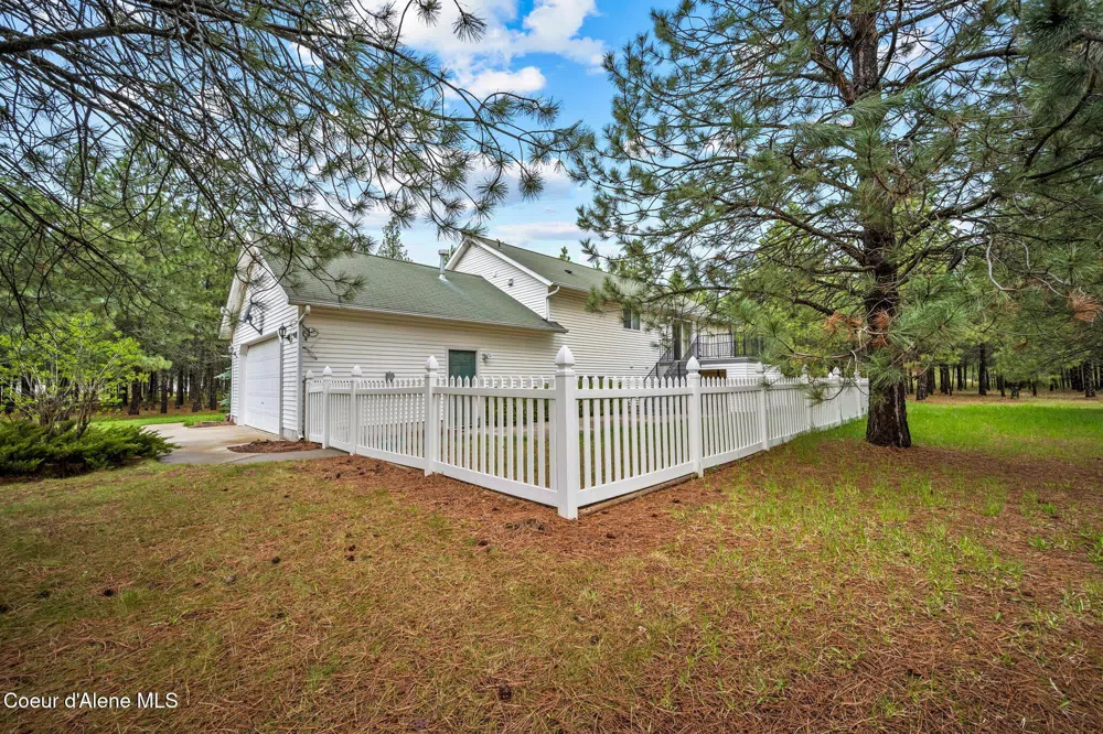 30296 Wheatridge Road Athol, ID 83801