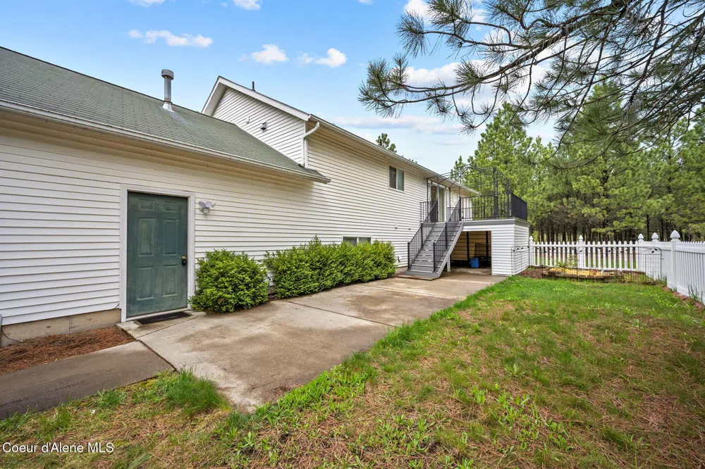 30296 Wheatridge Road Athol, ID 83801
