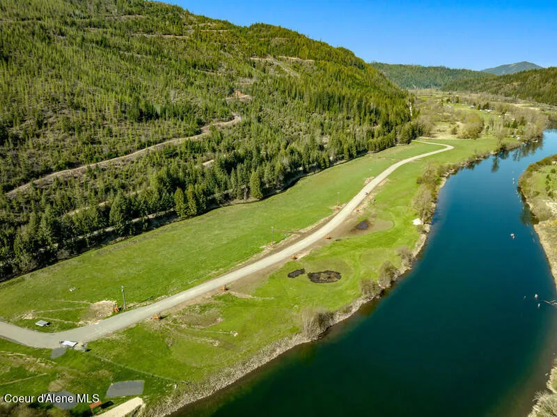 19 Horn Hooked Lane St. Maries, ID 83861