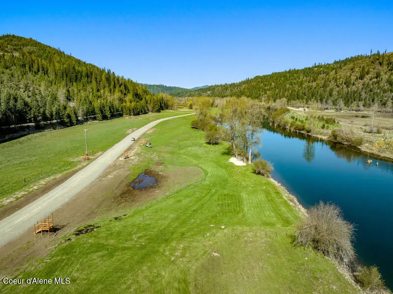 19 Horn Hooked Lane St. Maries, ID 83861