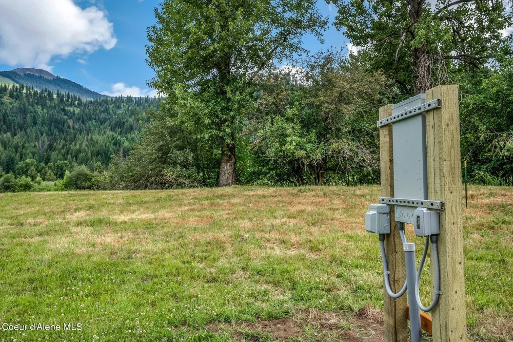19 Horn Hooked Lane St. Maries, ID 83861