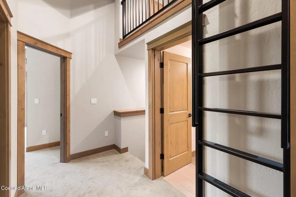 42 Olaf Court Sandpoint, ID 83864
