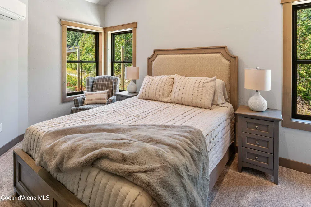 28 Olaf Court Sandpoint, ID 83864