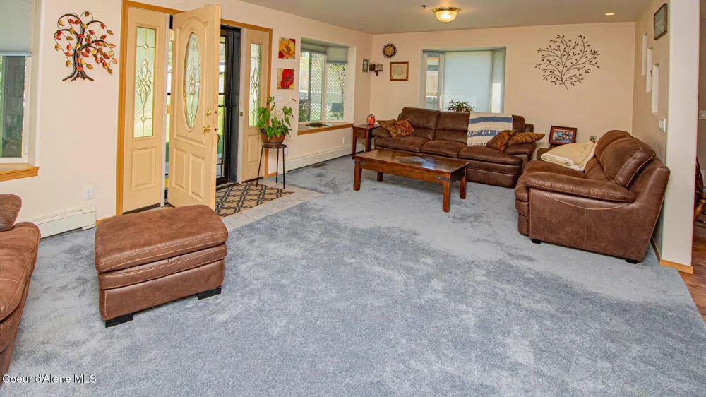 6616 Comanche Street Bonners Ferry, ID 83805