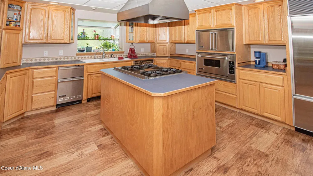 6616 Comanche Street Bonners Ferry, ID 83805