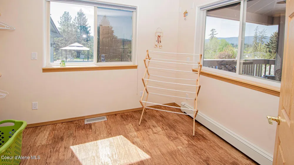 6616 Comanche Street Bonners Ferry, ID 83805