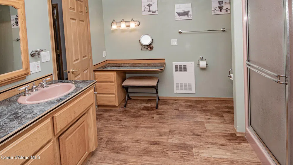 6616 Comanche Street Bonners Ferry, ID 83805
