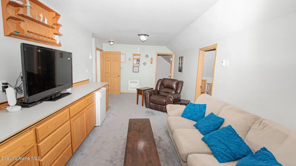 6616 Comanche Street Bonners Ferry, ID 83805