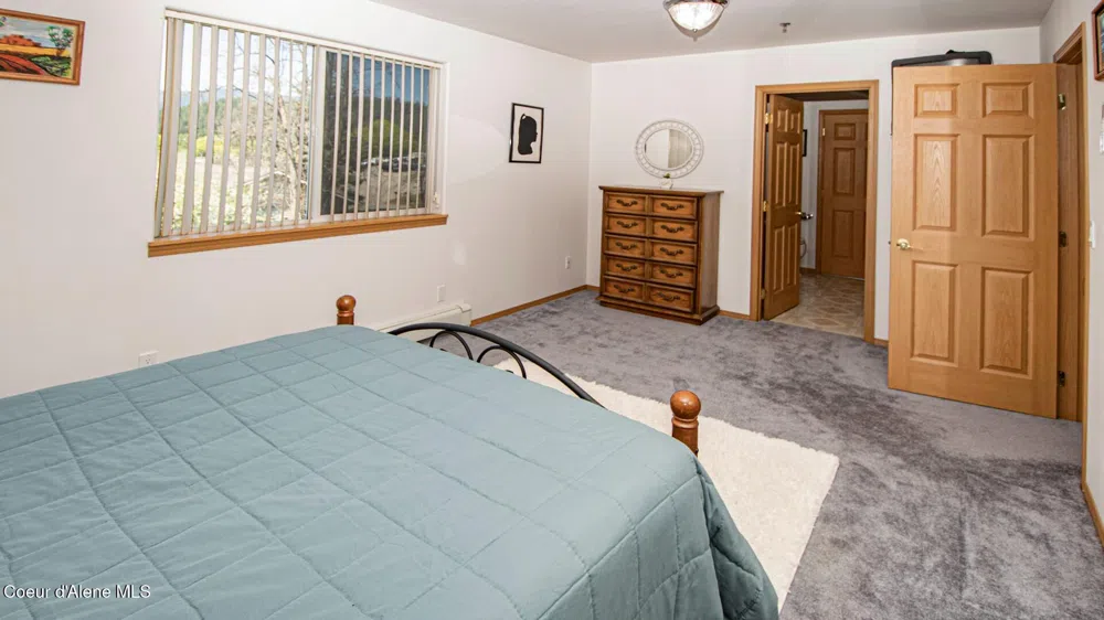 6616 Comanche Street Bonners Ferry, ID 83805