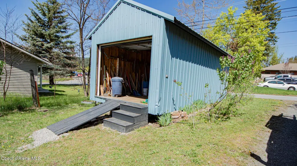 6616 Comanche Street Bonners Ferry, ID 83805