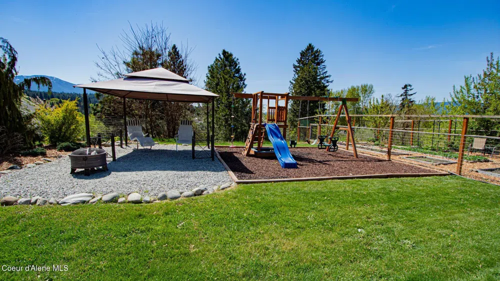 6616 Comanche Street Bonners Ferry, ID 83805